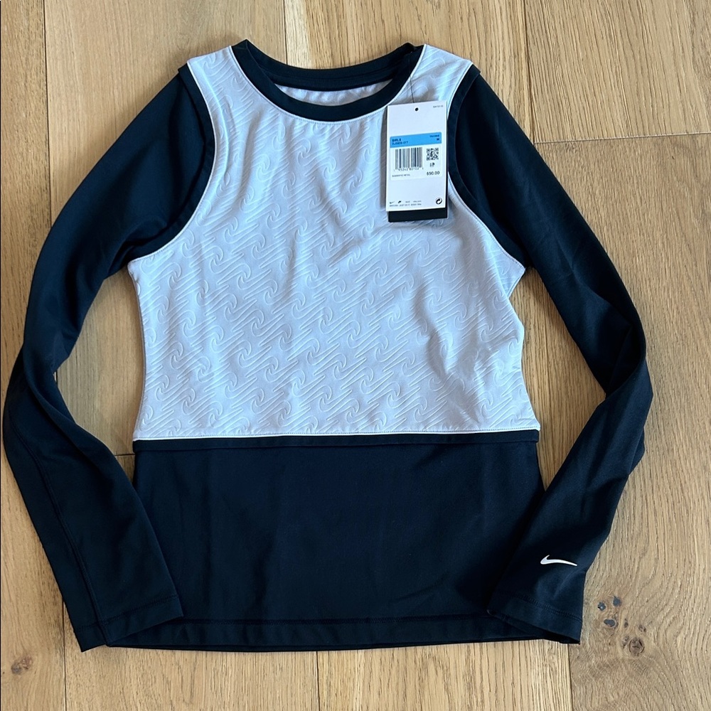 Nike | Kid’s Black and White Patterned Long Sleeve Shirt (Medium)